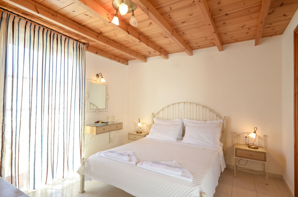 Antony Suites (Adults Only) Naxos City 외부 사진